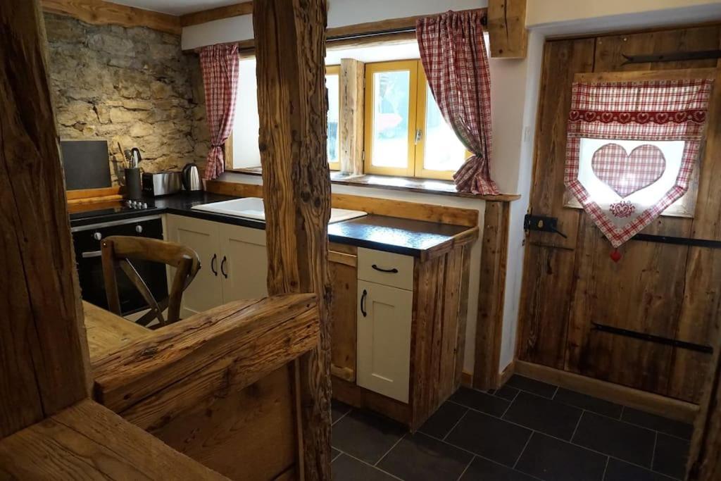 La Grange De Pimberty - Beautiful Apartments 27 Miles From Geneva Vailly 外观 照片